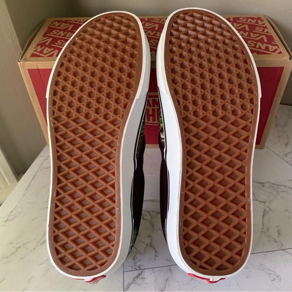 New Vans fruit skull Sneakers Women Size 9 - Picture 4 of 5
